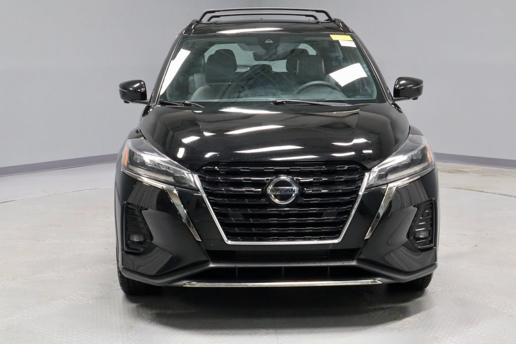 Used 2021 Nissan Kicks SR w/ SR Premium Package FWD image 6