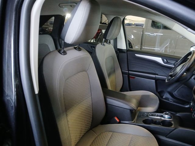 Certified 2022 Ford Escape SE w/ Cold Weather Package image 55