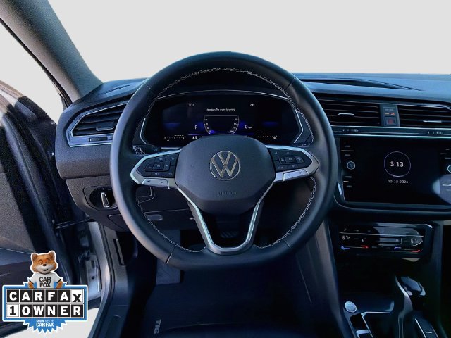 Used 2023 Volkswagen Tiguan SE w/ Panoramic Sunroof Package FWD image 39