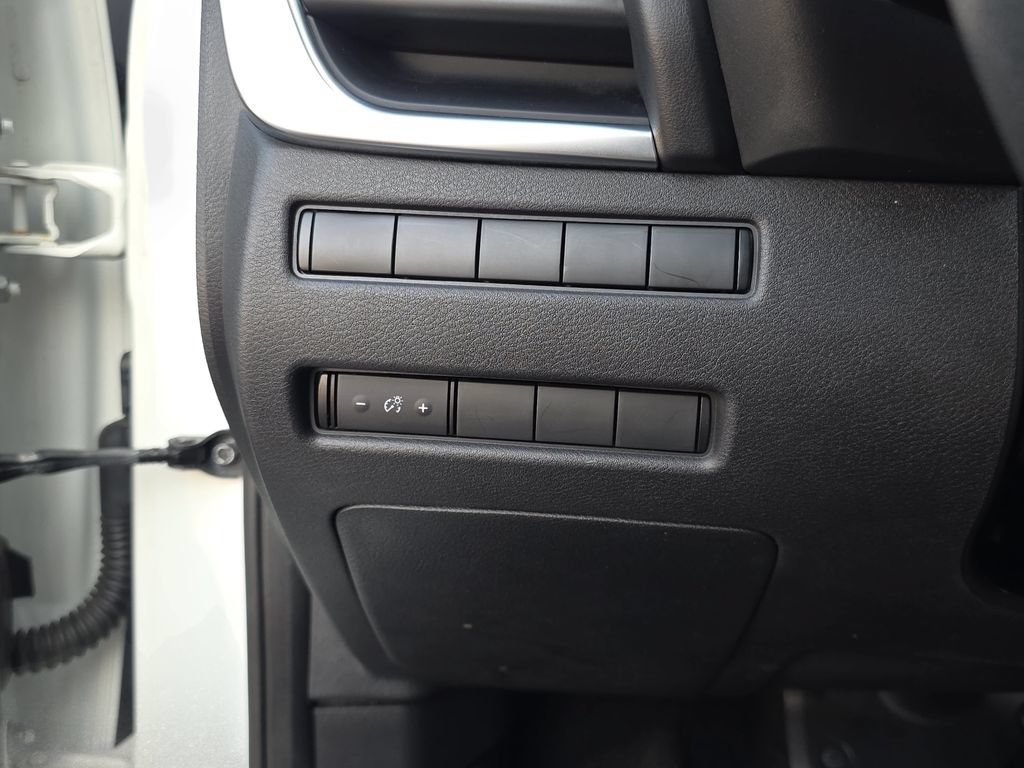 Used 2021 Nissan Rogue S AWD/4WD image 23