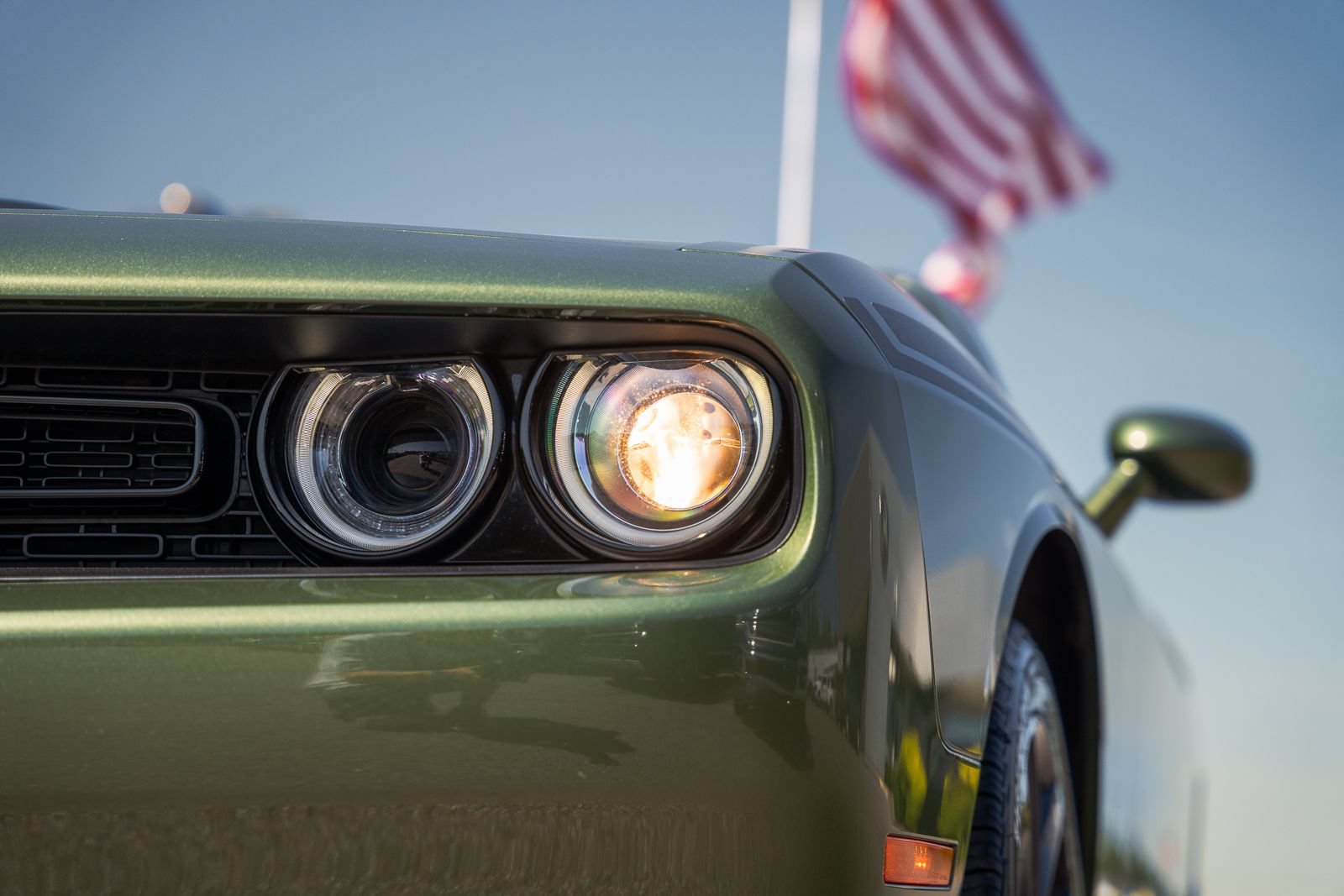 Used 2023 Dodge Challenger SXT w/ Blacktop Package RWD image 7