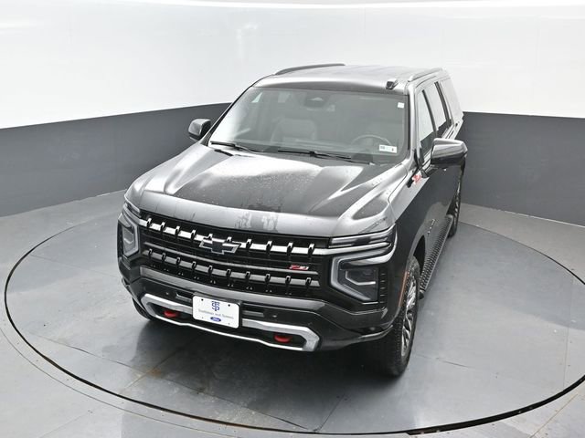 Used 2025 Chevrolet Suburban Z71 AWD/4WD image 19
