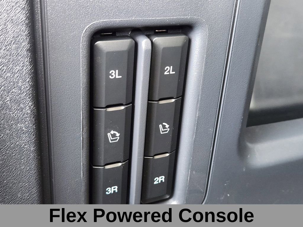 Certified 2025 Ford Expedition Active image 18