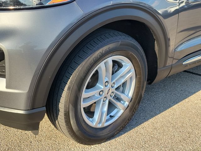 Certified 2023 Ford Explorer XLT AWD/4WD image 9