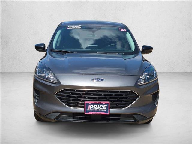 Certified 2021 Ford Escape SE w/ SE Sport Appearance Package FWD image 2