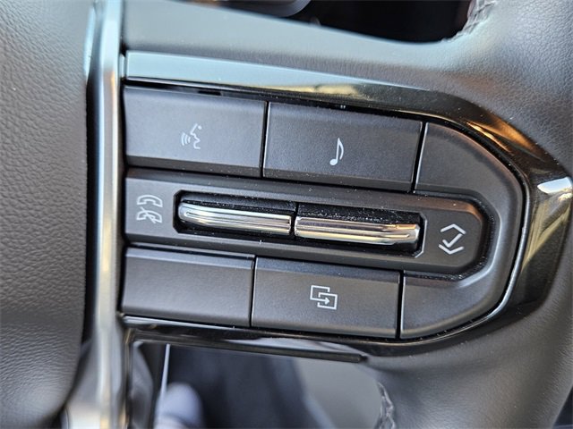 Used 2024 Chevrolet Colorado ZR2 w/ Technology Package image 24