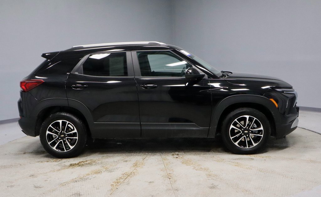 Used 2025 Chevrolet TrailBlazer LT image 6
