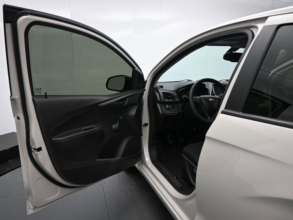 Used 2018 Chevrolet Spark LS image 35