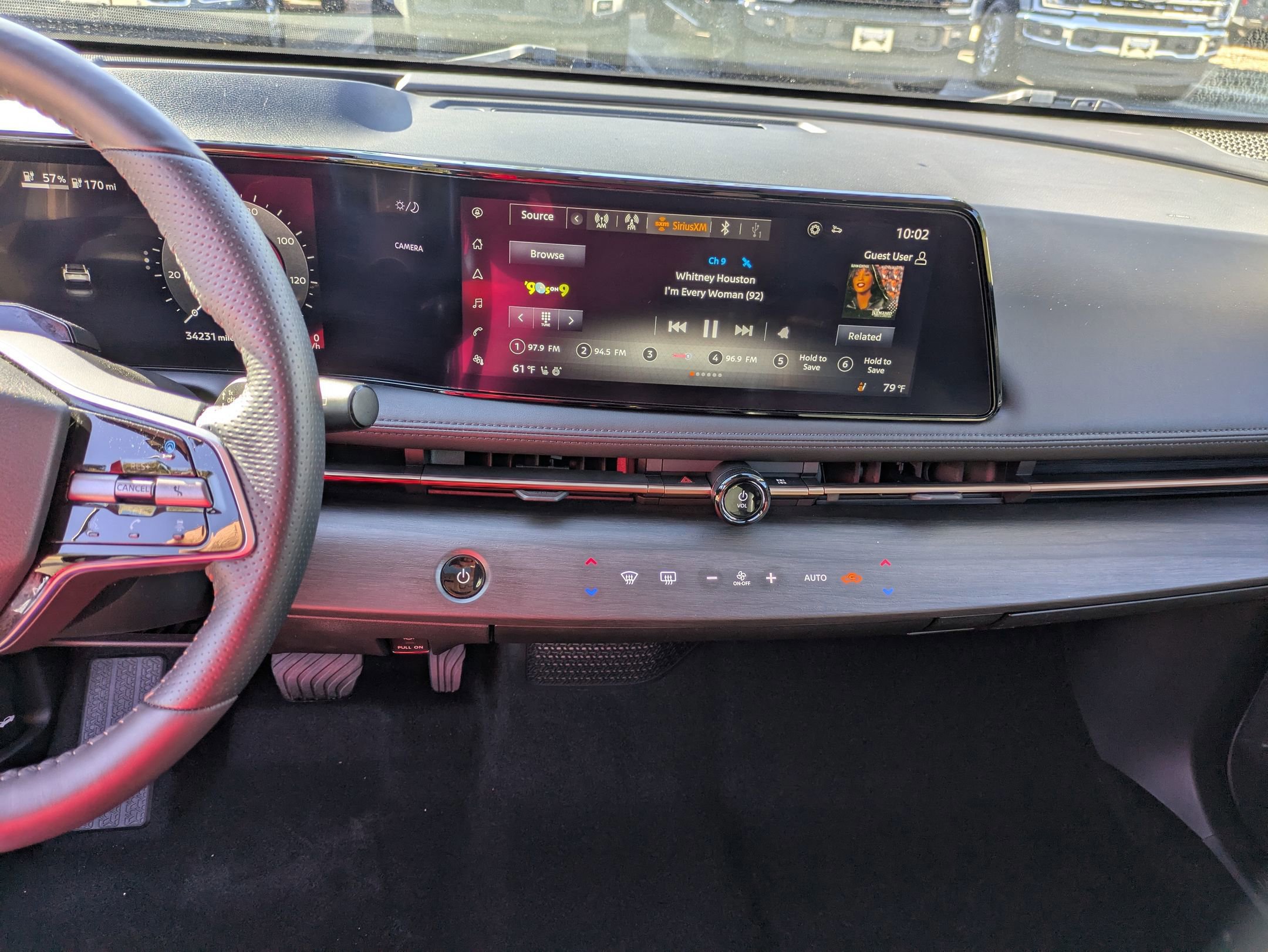 Used 2023 Nissan Ariya FWD image 22