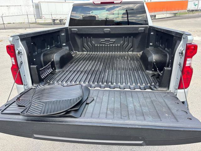 Used 2022 Chevrolet Silverado 1500 LT AWD/4WD image 18