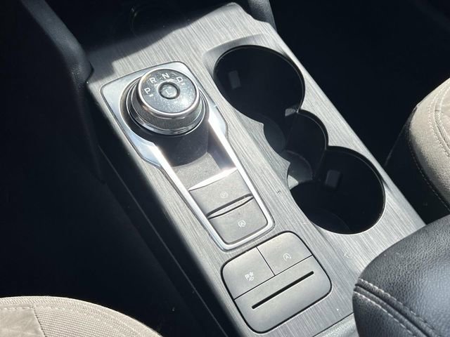 Certified 2022 Ford Escape SE w/ Cold Weather Package AWD/4WD image 24