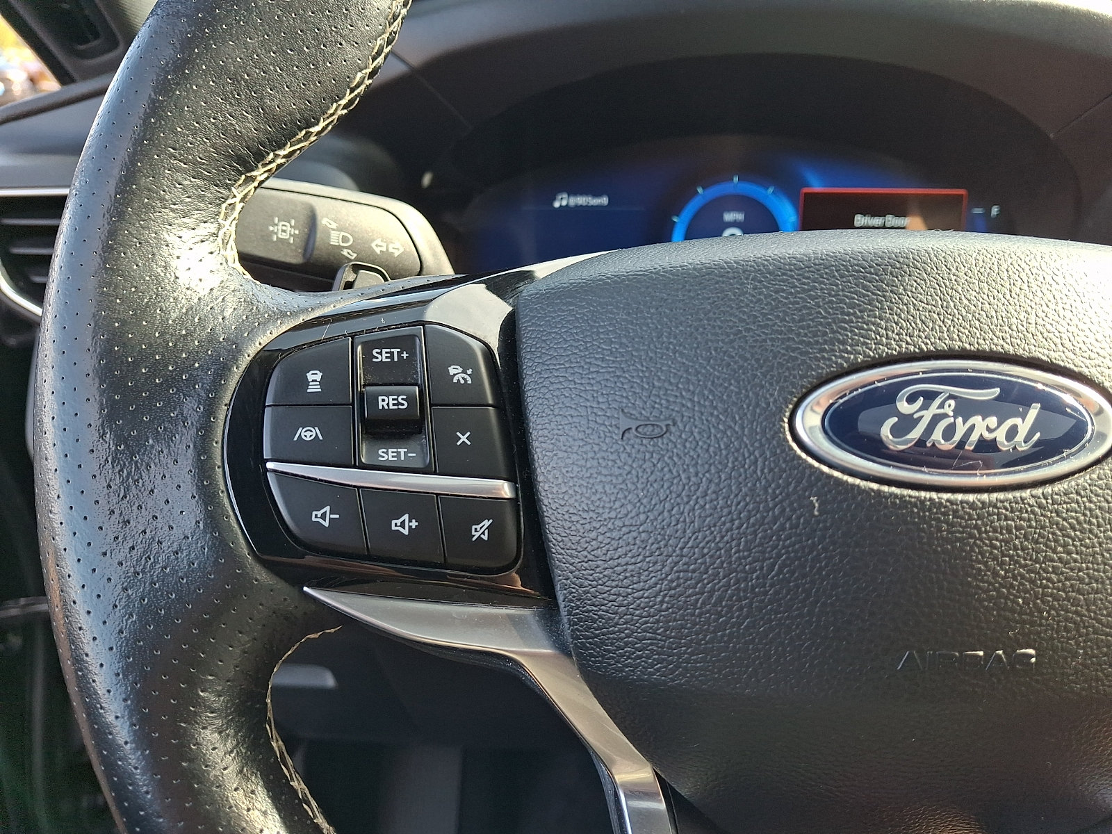 Certified 2023 Ford Explorer ST w/ Equipment Group 401A AWD/4WD image 23