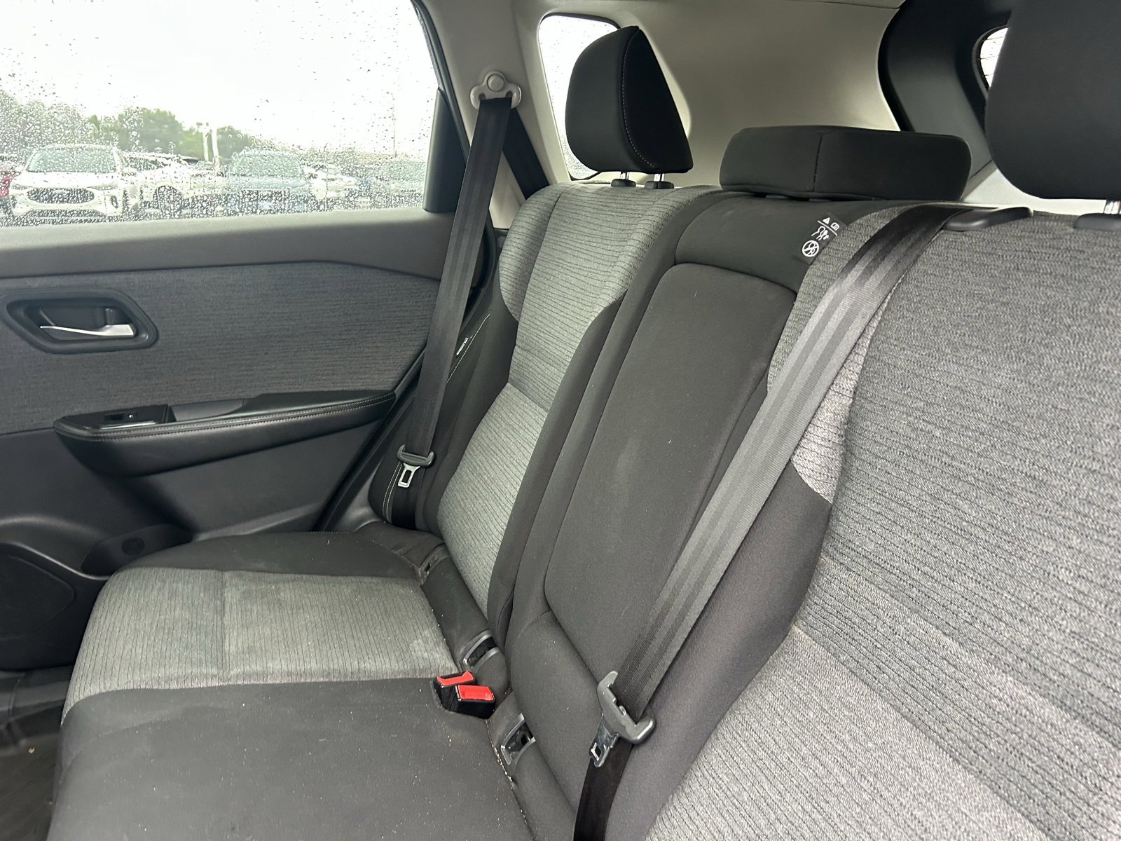 Used 2022 Nissan Rogue SV image 19