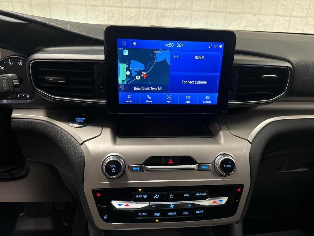 Certified 2022 Ford Explorer XLT w/ Equipment Group 202A image 29