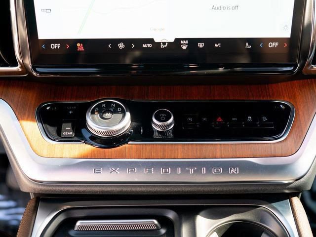 Certified 2025 Ford Expedition King Ranch AWD/4WD image 29