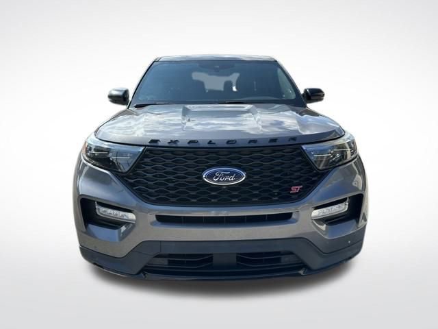 Certified 2022 Ford Explorer ST w/ Equipment Group 401A image 10
