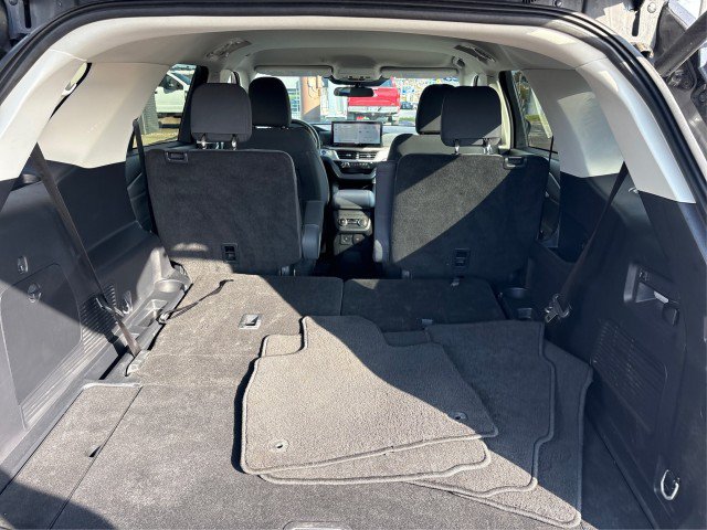 Certified 2025 Ford Explorer Active AWD/4WD image 12