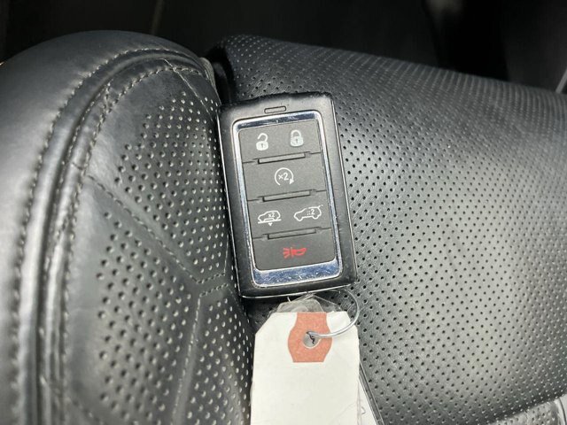 Used 2024 Jeep Grand Wagoneer L Series III AWD/4WD image 29