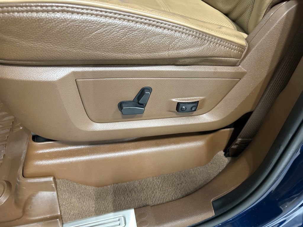 Used 2024 RAM 3500 Limited w/ Towing Technology Group image 9