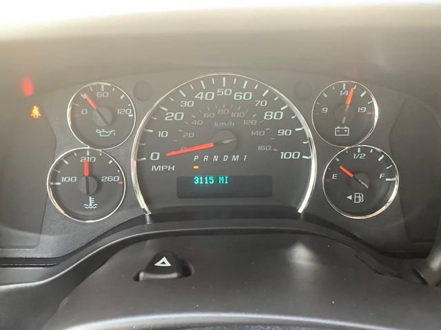 Used 2026 GMC Savana 2500 w/ Driver Convenience Package RWD image 27