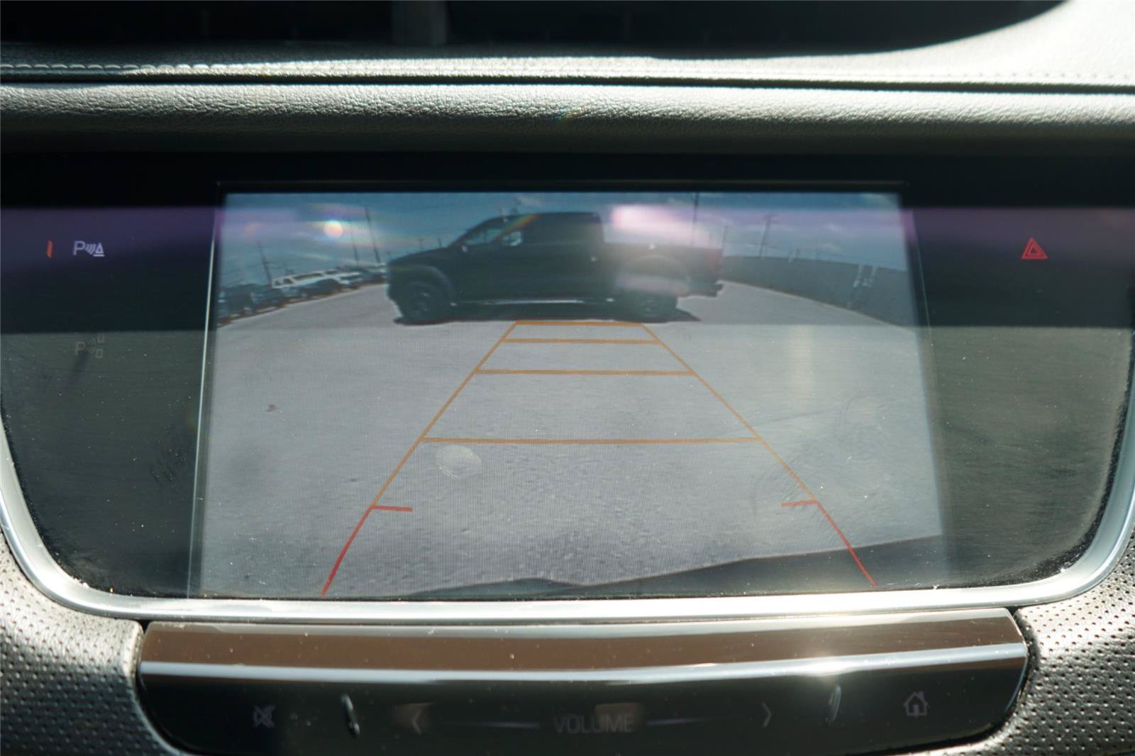 Used 2017 Cadillac XT5 Luxury w/ Driver Awareness Package FWD image 12