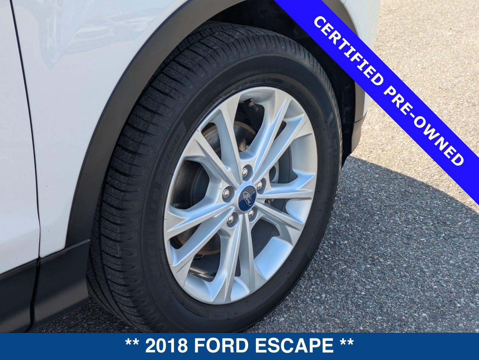 Certified 2018 Ford Escape SEL FWD image 12
