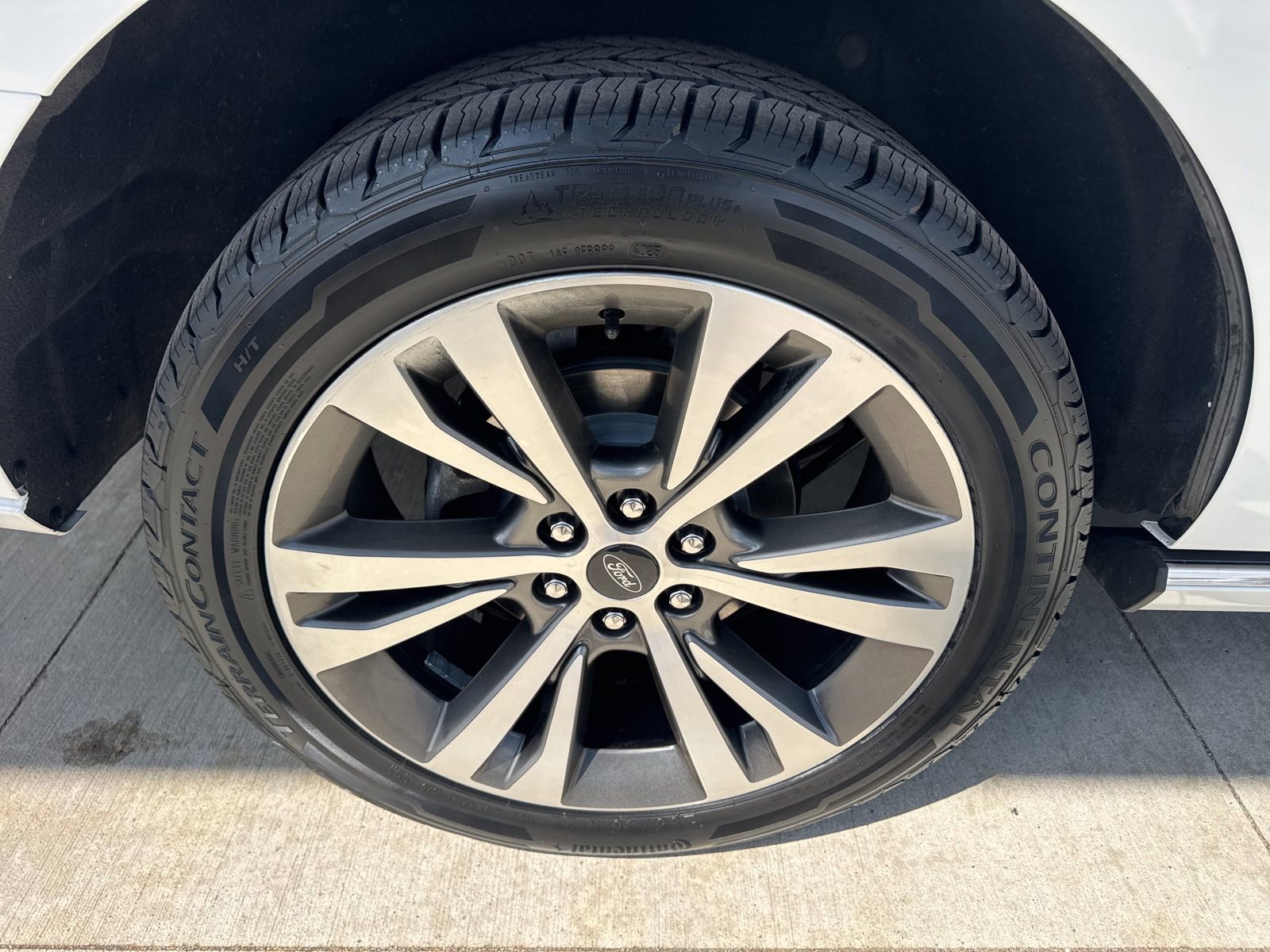 Certified 2021 Ford Expedition Platinum image 21