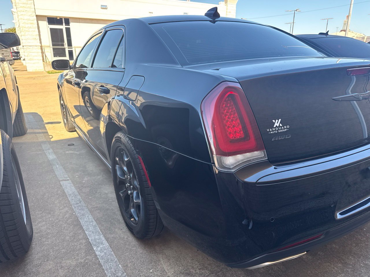 Used 2022 Chrysler 300 Touring L w/ Popular Equipment Group AWD/4WD image 6