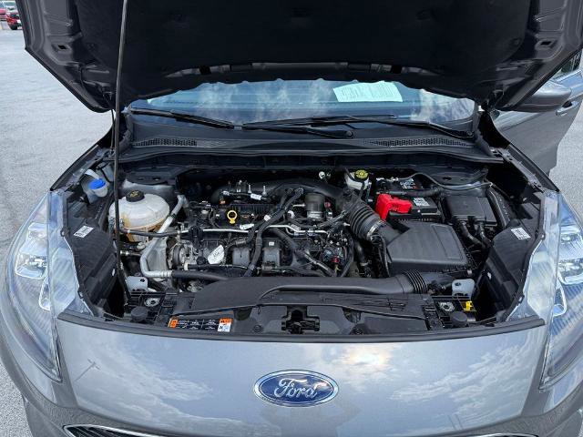 Certified 2022 Ford Escape Titanium w/ Class II Trailer Tow Package AWD/4WD image 22