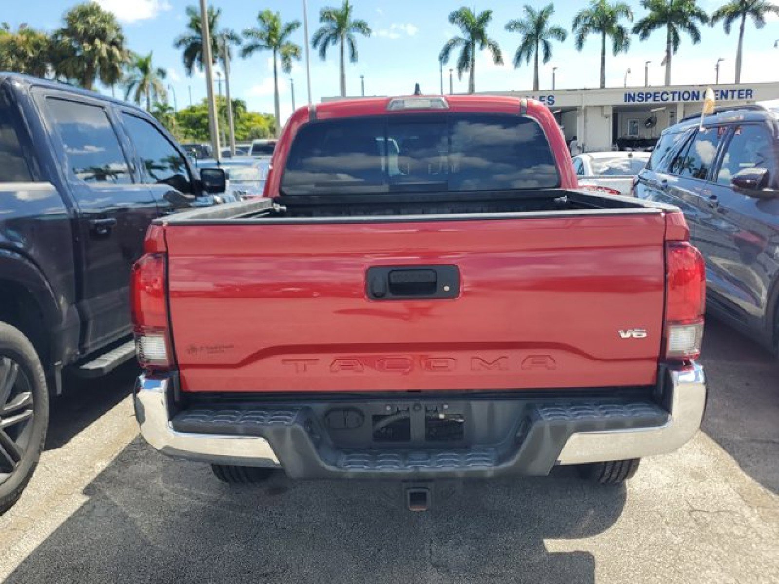 Used 2018 Toyota Tacoma SR5 image 7