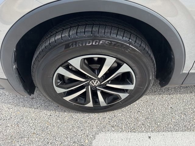 Used 2023 Volkswagen Tiguan S image 43