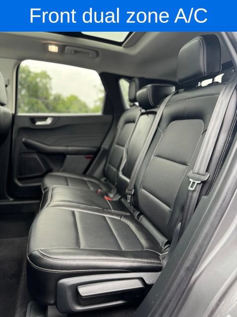 Certified 2022 Ford Escape Titanium w/ Class II Trailer Tow Package AWD/4WD image 24