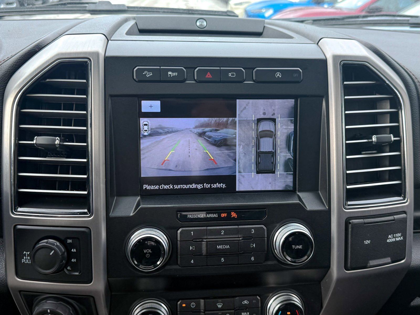 Certified 2019 Ford F150 Platinum w/ Equipment Group 701A Luxury image 25