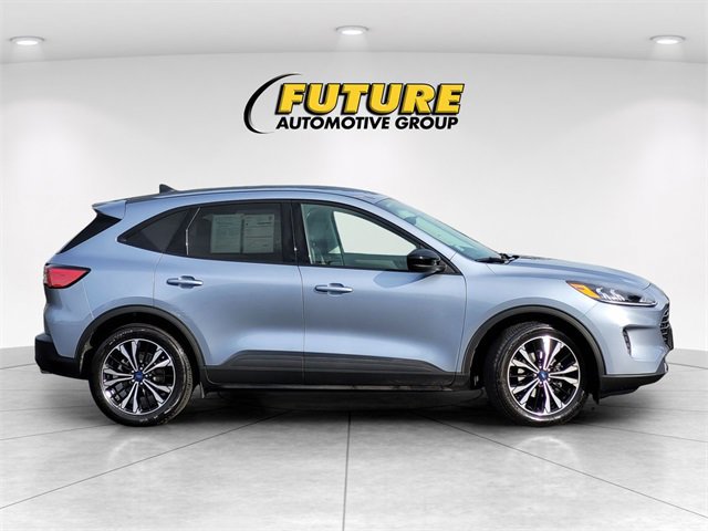 Certified 2022 Ford Escape SE w/ SE Sport Appearance Package image 6