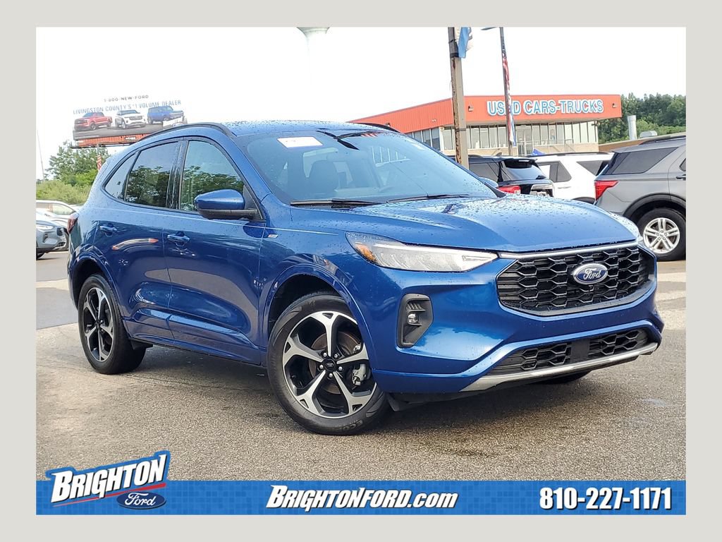Certified 2023 Ford Escape ST-Line Select w/ Tech Pack #2 AWD/4WD image 1