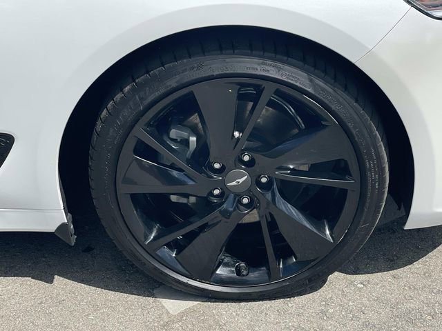 Used 2023 Genesis G70 2.0T w/ Sport Prestige Package RWD image 40