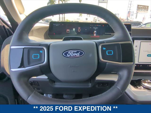 Certified 2025 Ford Expedition Max Active AWD/4WD image 13