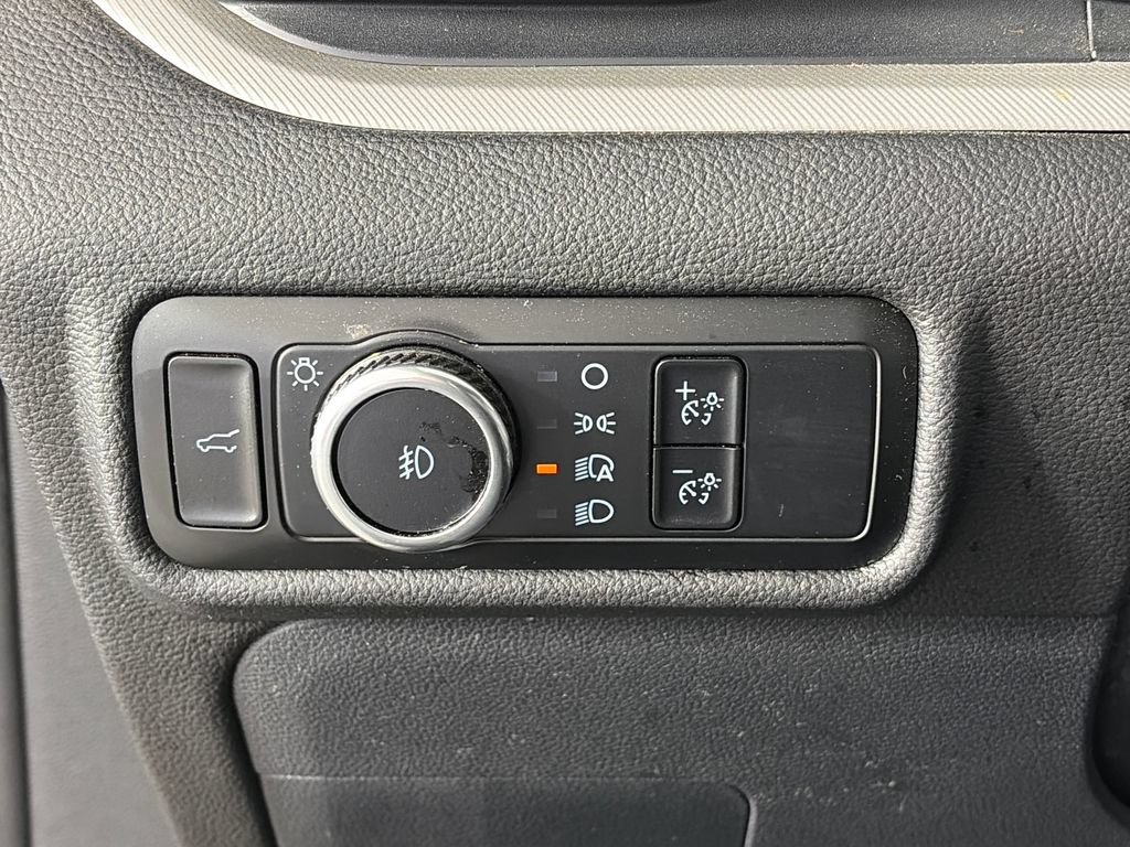 Certified 2024 Ford Explorer XLT w/ Equipment Group 202A AWD/4WD image 24