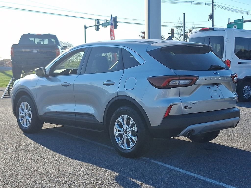 Certified 2023 Ford Escape Active w/ Tech Pack #2 image 2