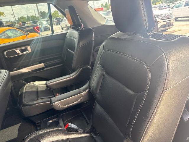 Certified 2021 Ford Explorer XLT w/ Equipment Group 202A RWD image 25