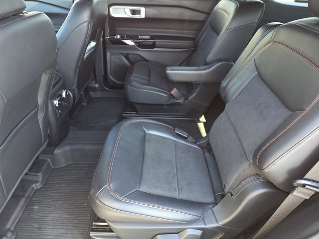 Certified 2023 Ford Explorer ST-Line w/ Class IV Trailer Tow Package image 14