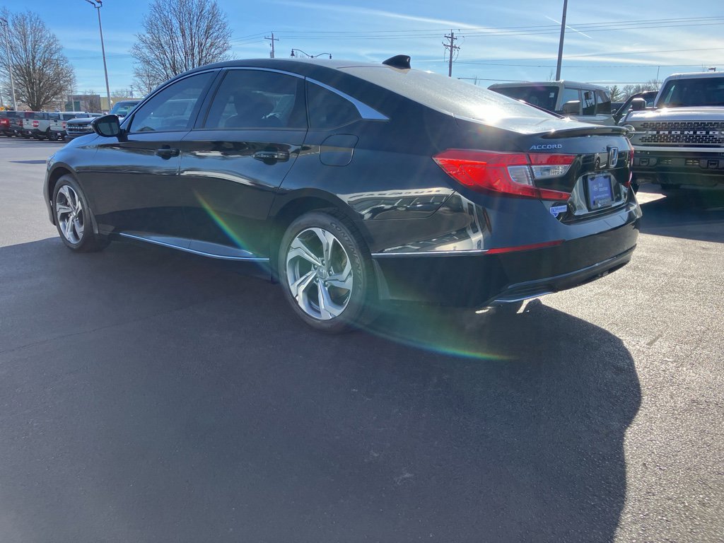 Used 2018 Honda Accord EX image 3