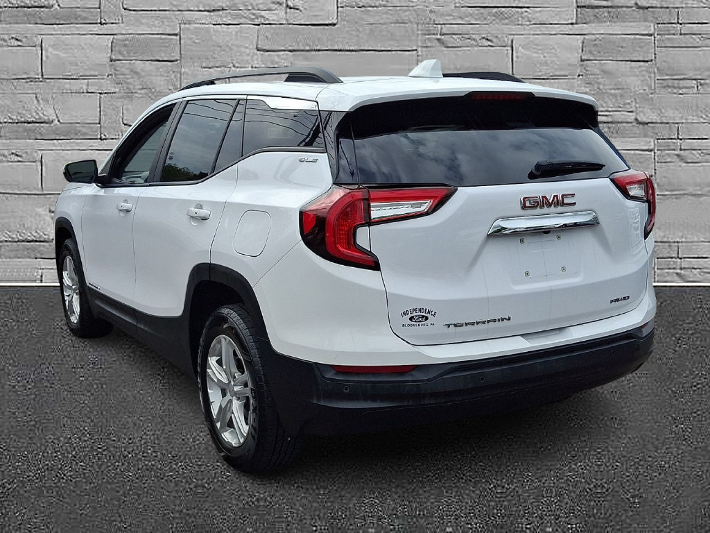 Used 2022 GMC Terrain SLE w/ Driver Convenience Package AWD/4WD image 8