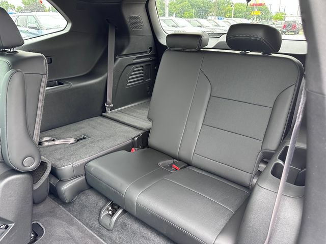 Used 2026 Buick Enclave Preferred AWD/4WD image 9