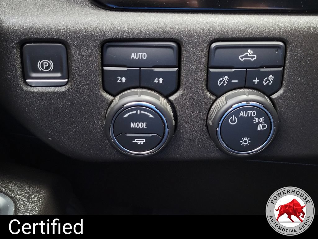 Used 2023 Chevrolet Silverado 1500 LT AWD/4WD image 27