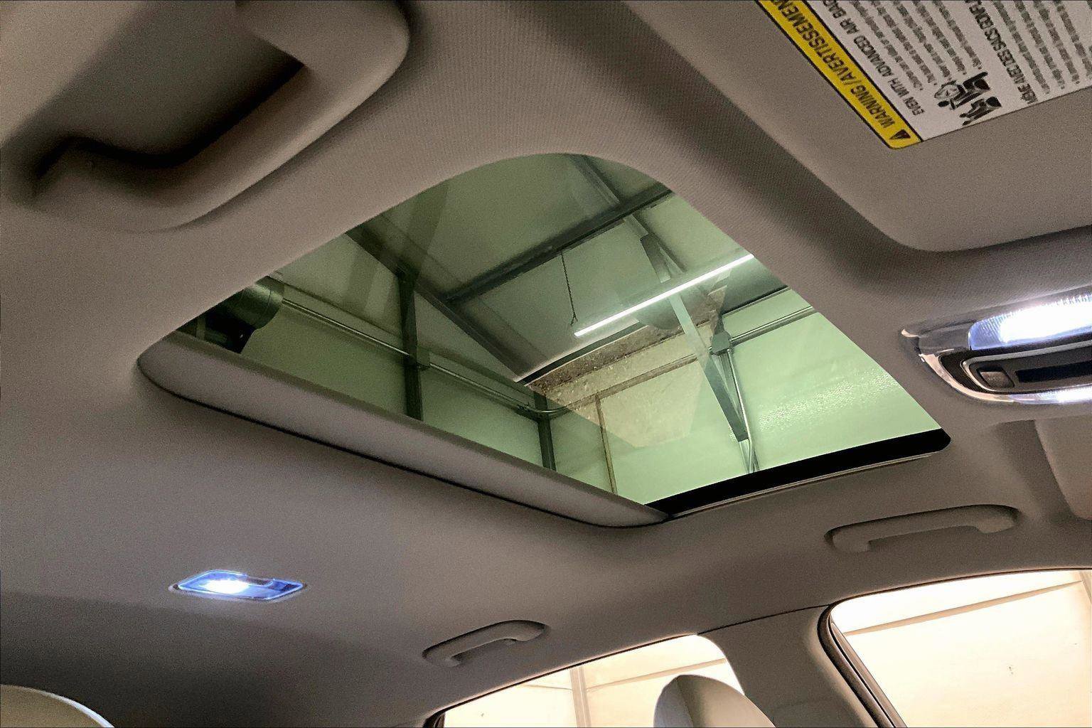 Used 2024 Hyundai Kona Limited image 21