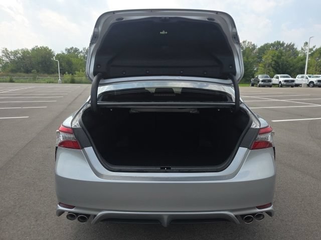 Used 2024 Toyota Camry XSE FWD image 10
