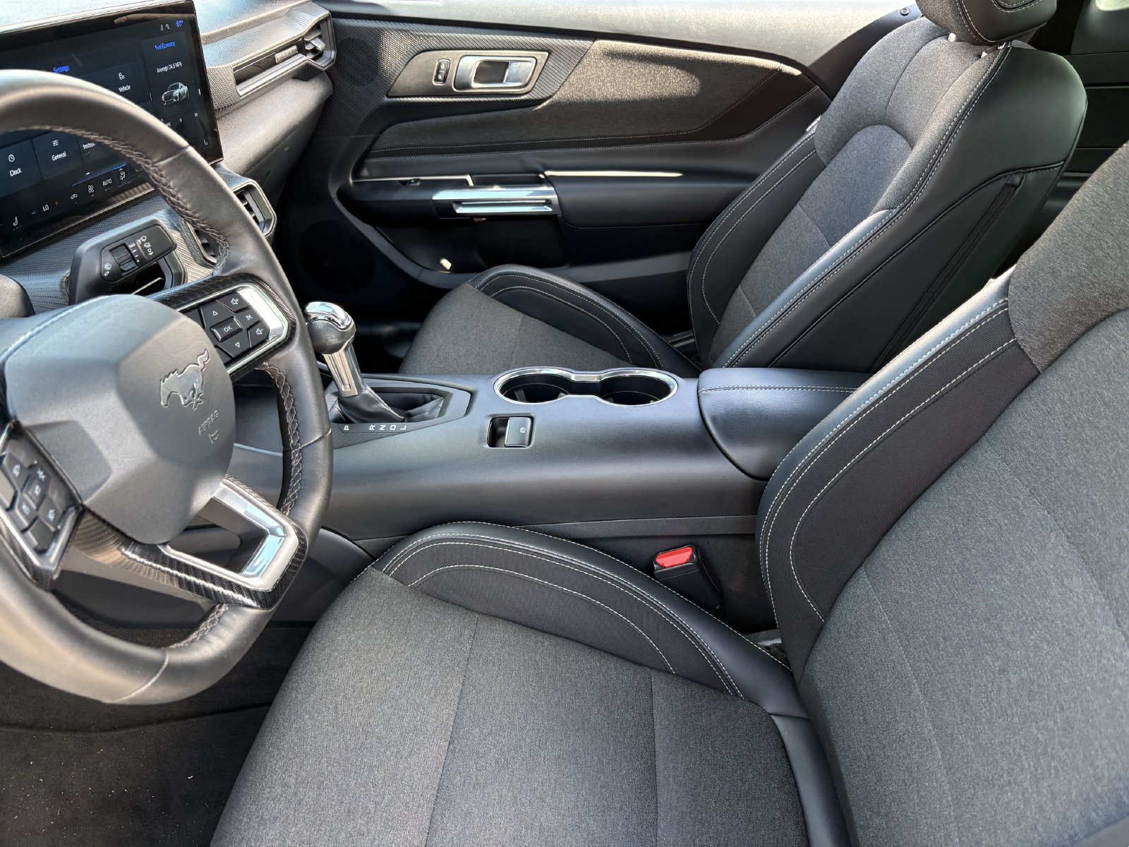 Certified 2024 Ford Mustang Coupe RWD image 19