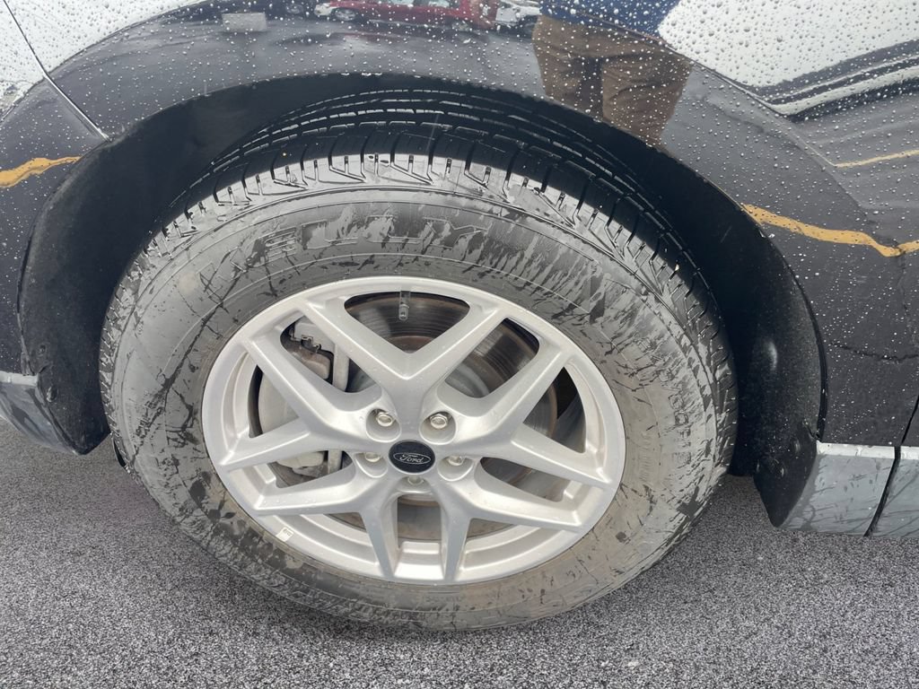 Certified 2024 Ford Edge SEL AWD/4WD image 12