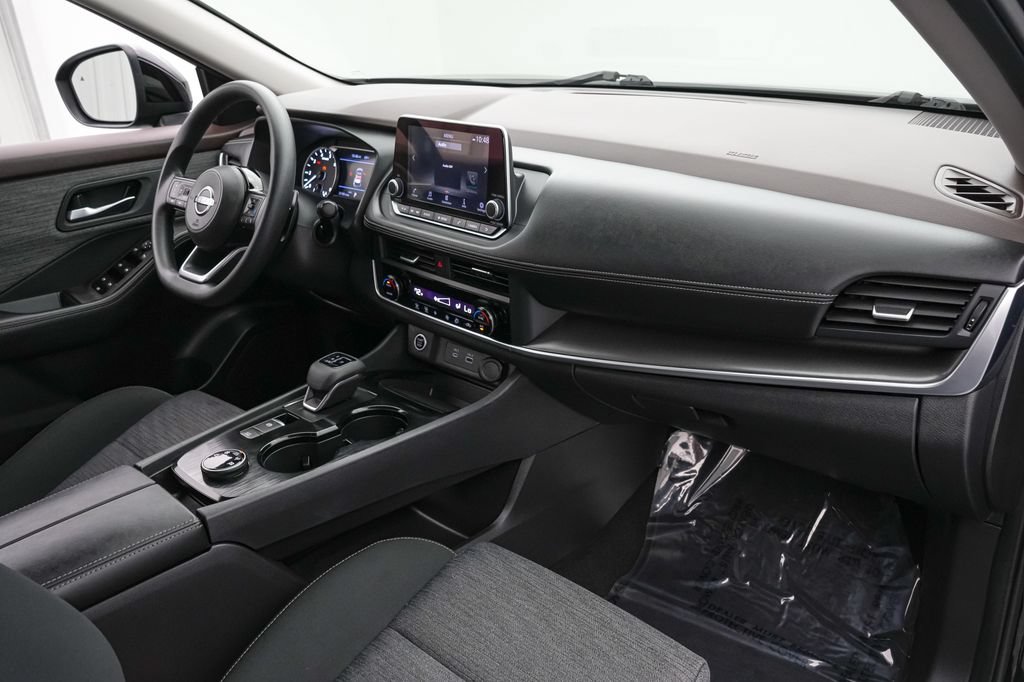 Used 2023 Nissan Rogue SV AWD/4WD image 21